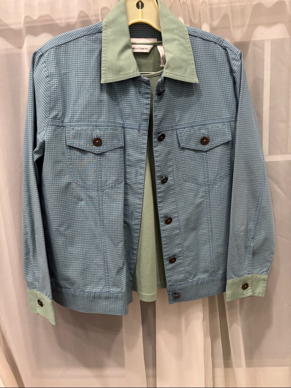 Light Blue Two-Tone Lightweight Shirt Jacket with Mint Trim and tshirt